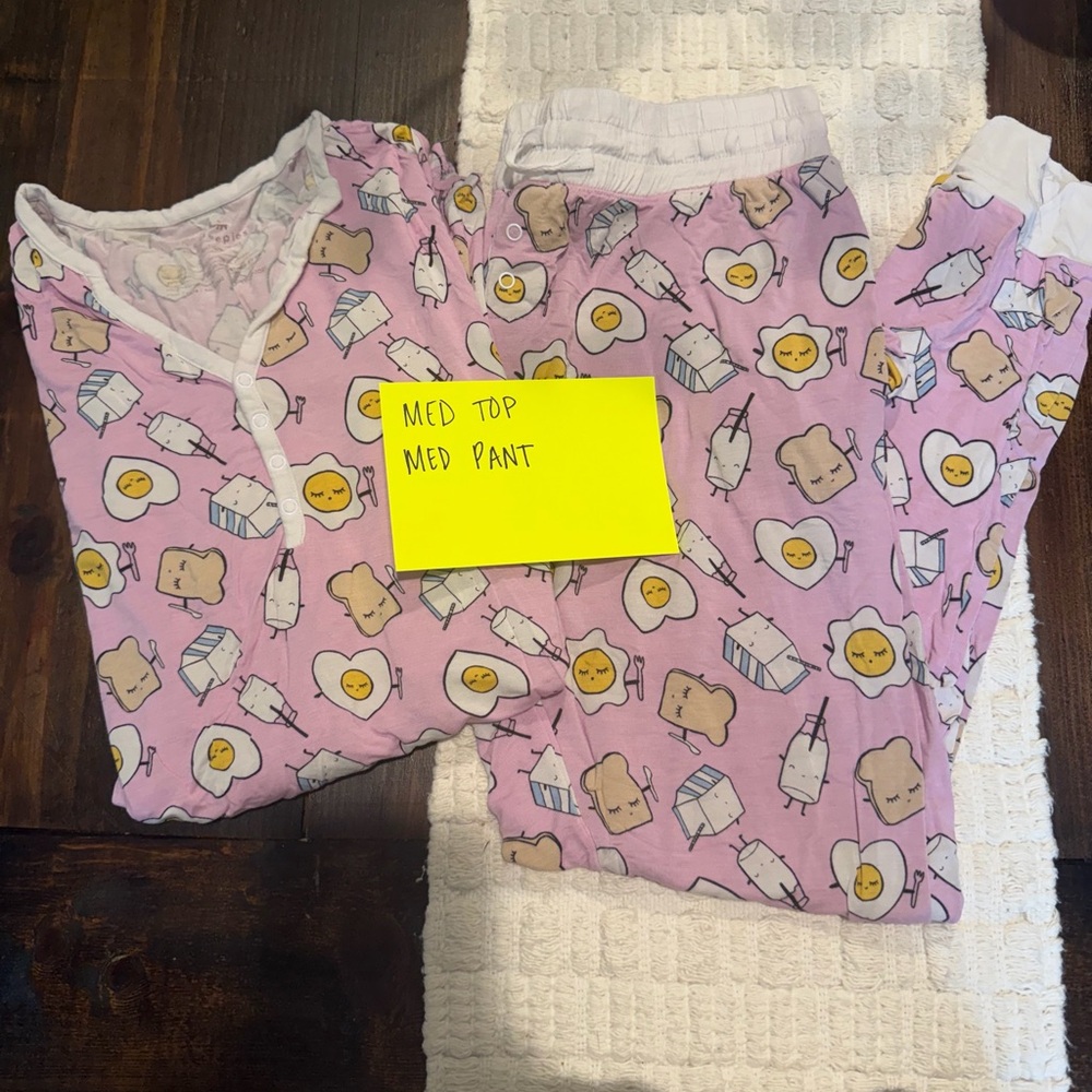 Women’s little Sleepies set